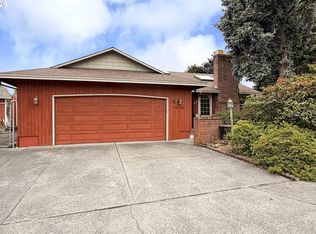 18190 Davis St, Sandy, OR 97055