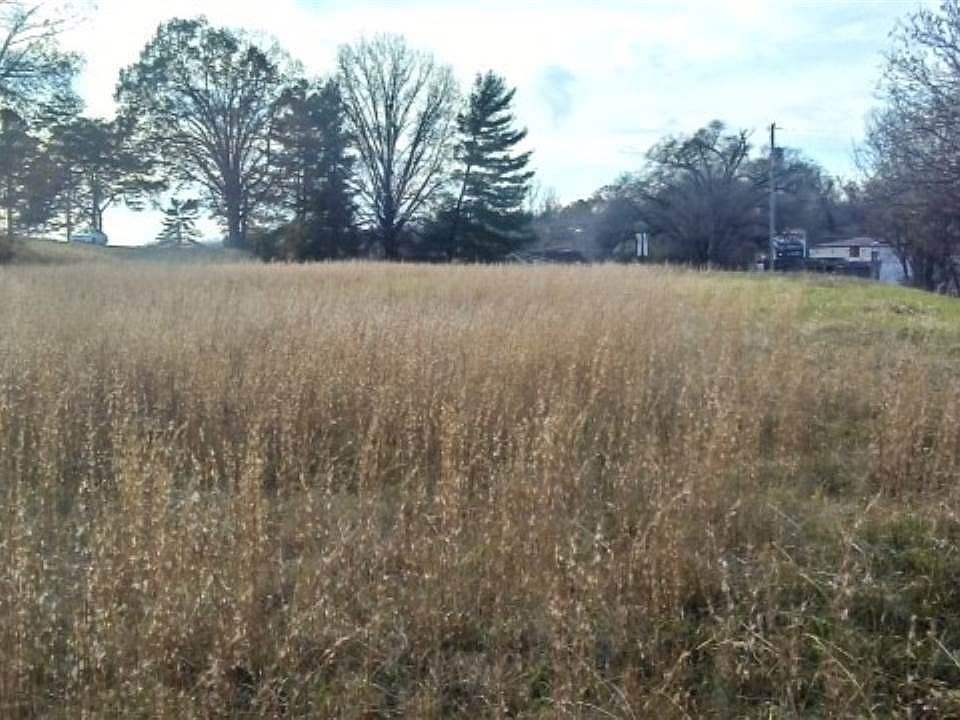 1st image of Lakeview Dr