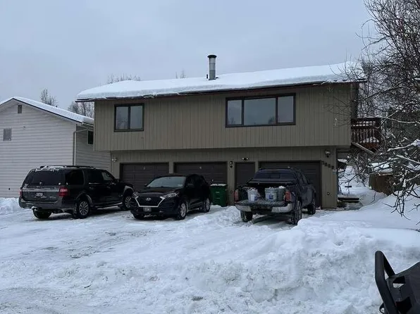 3605 Gardner St, Anchorage, AK 99508