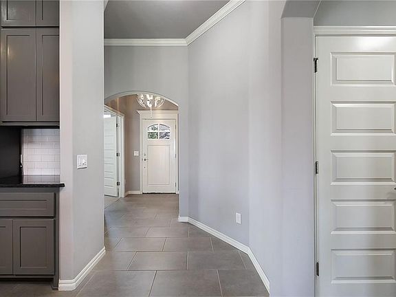 3rd image of 8113 NW 160th Ter