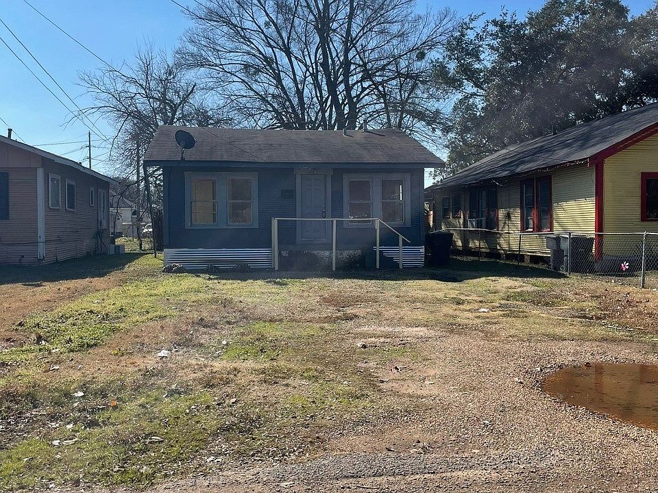 1st image of 224 Adair St