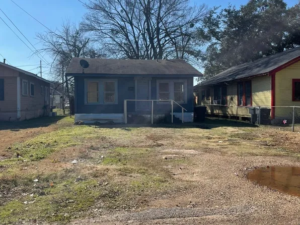 224 Adair St, Bossier City, LA 71111