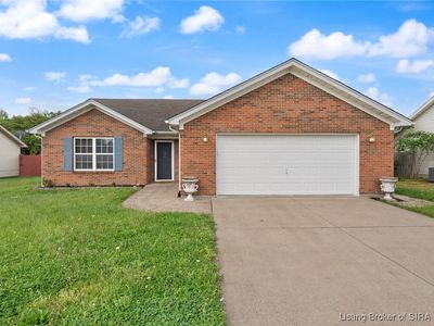 404 Old Creek Lane, Jeffersonville, IN, 47130