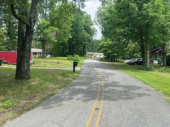 5th image of 533 Tupelo Way