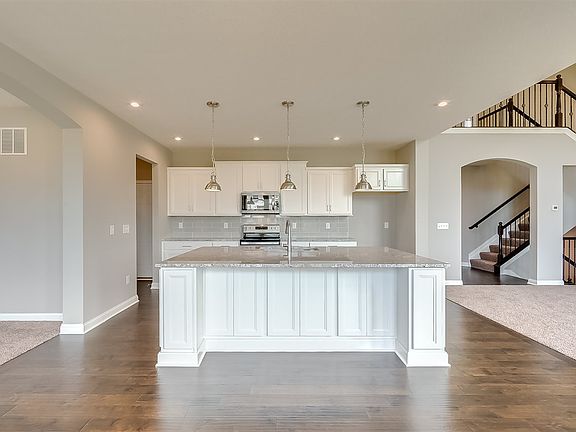 3rd image of 15081 Stable Wood Dr