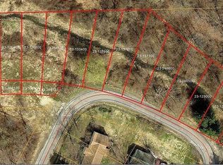 Beach Dr, Newbury, OH 44065