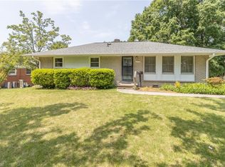 1410 Clermont St, Greensboro, NC 27407