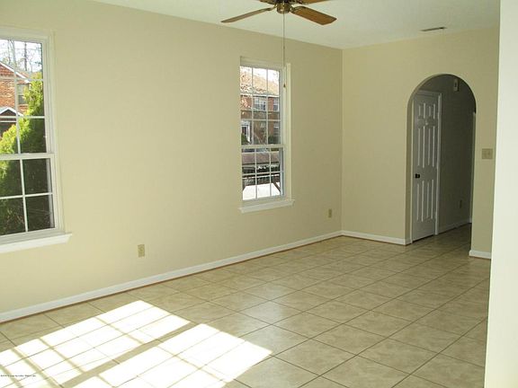 5th image of 5403 Trudy Ln
