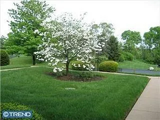 103 Primrose Ln photo 1