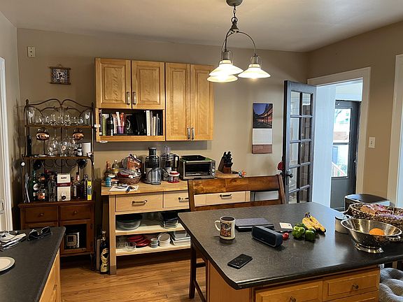 3rd image of 315 Harrison St #1W
