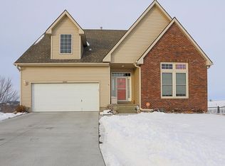 4800 Cedarbrook Dr, Council Bluffs, IA 51503