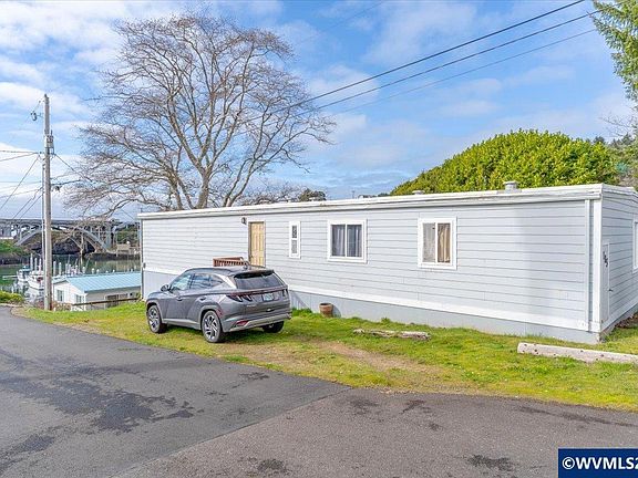 5th image of 185 SE Bayview Ave