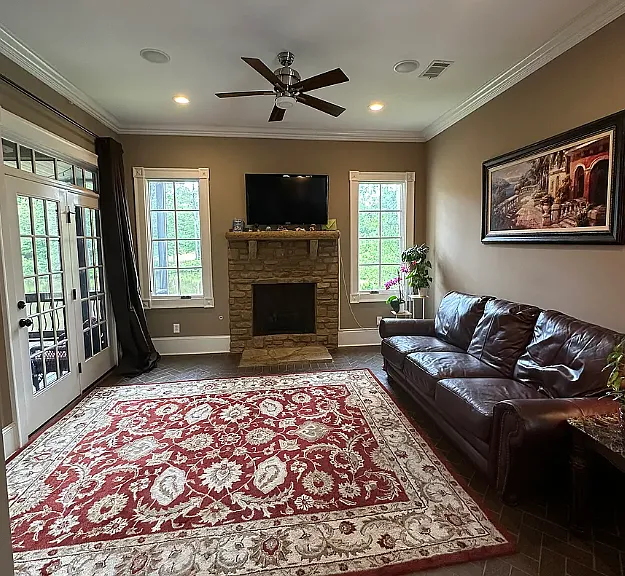 734 Cotswold Way — Photo 23