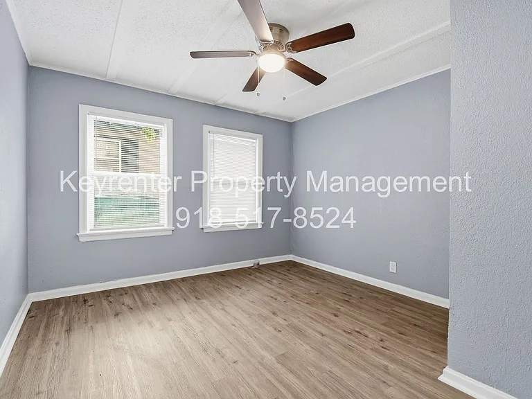 3912 E Admiral Ct — Photo 6