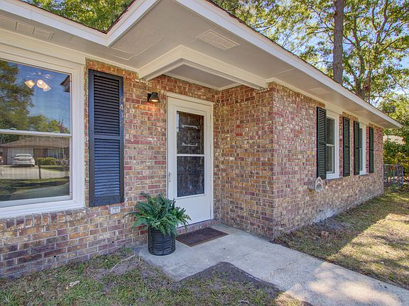 4th image of 4412 Garwood Dr