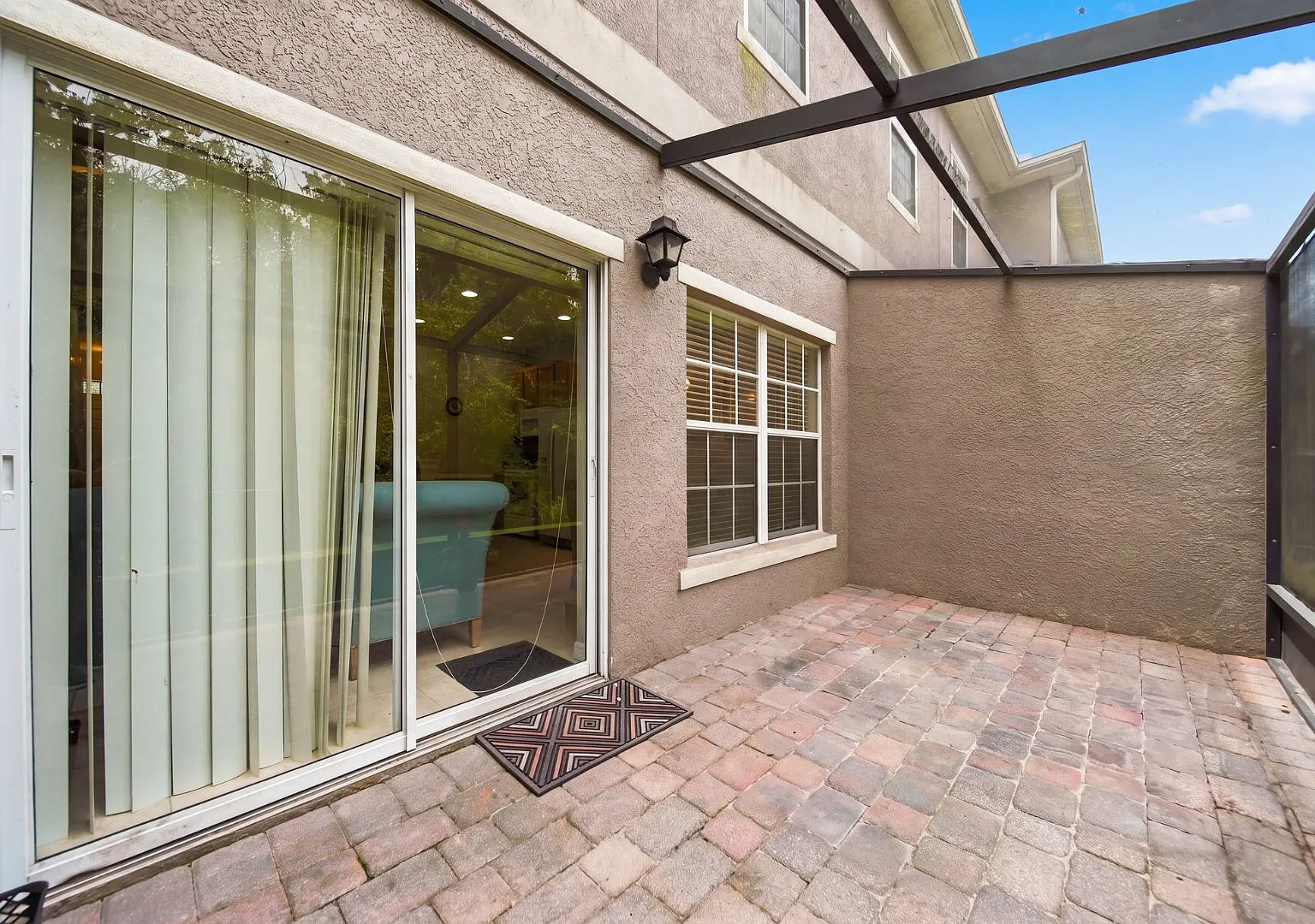 2402 Caravelle Cir - 2402 Caravelle cir- Townhome- Furnished — Photo 3