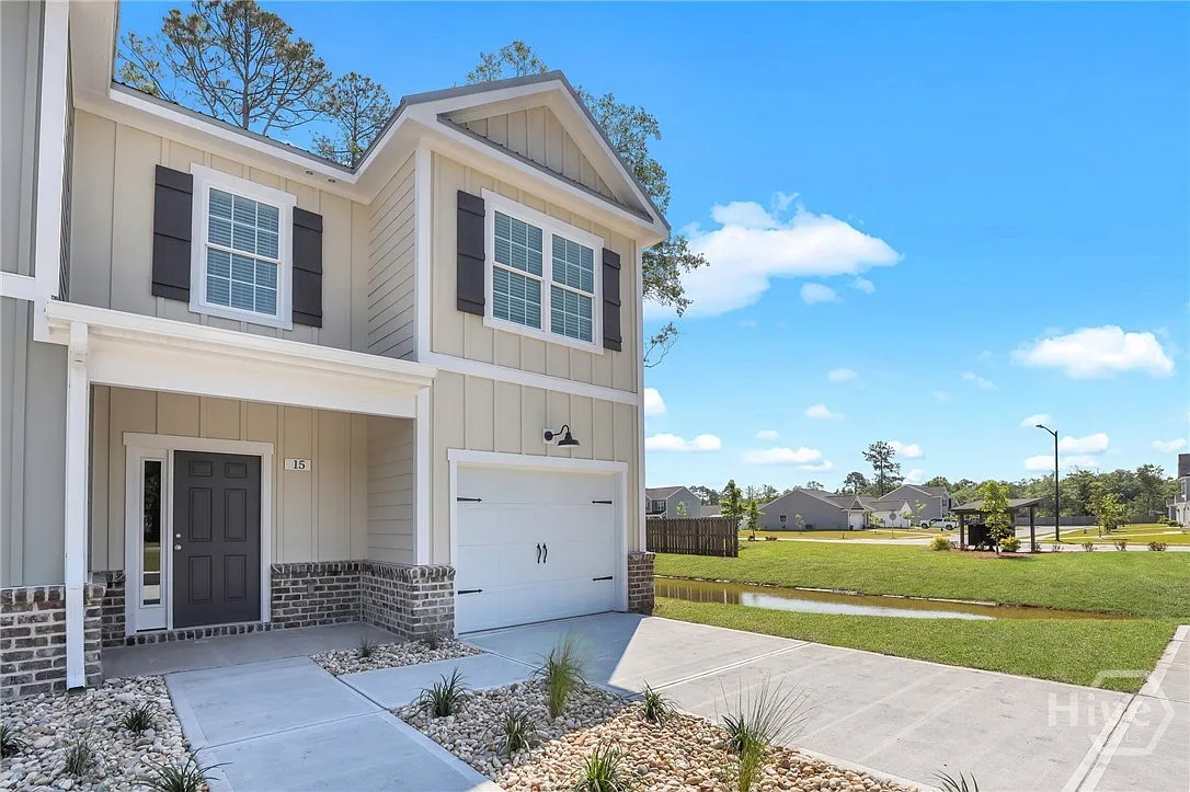 Building Photo - 105 Sherwood Ct #2