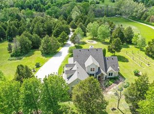 19188 Pembrook Ln, Marthasville, MO 63357