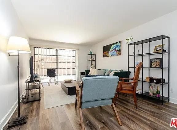 4th image of 10982 Roebling Ave APT 318