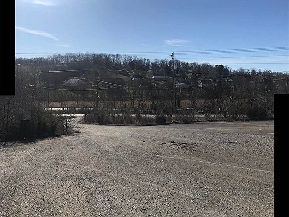 4th image of 1050 Chucky Park N