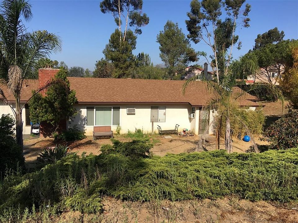 1st image of 1227 Oasis Dr