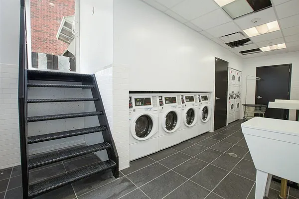 Rented by Compass | media 20