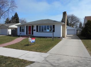 7521 19th Ave, Kenosha, WI 53143