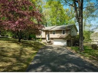 19 Hidden Hills Dr, Stony Pt, NY 10980