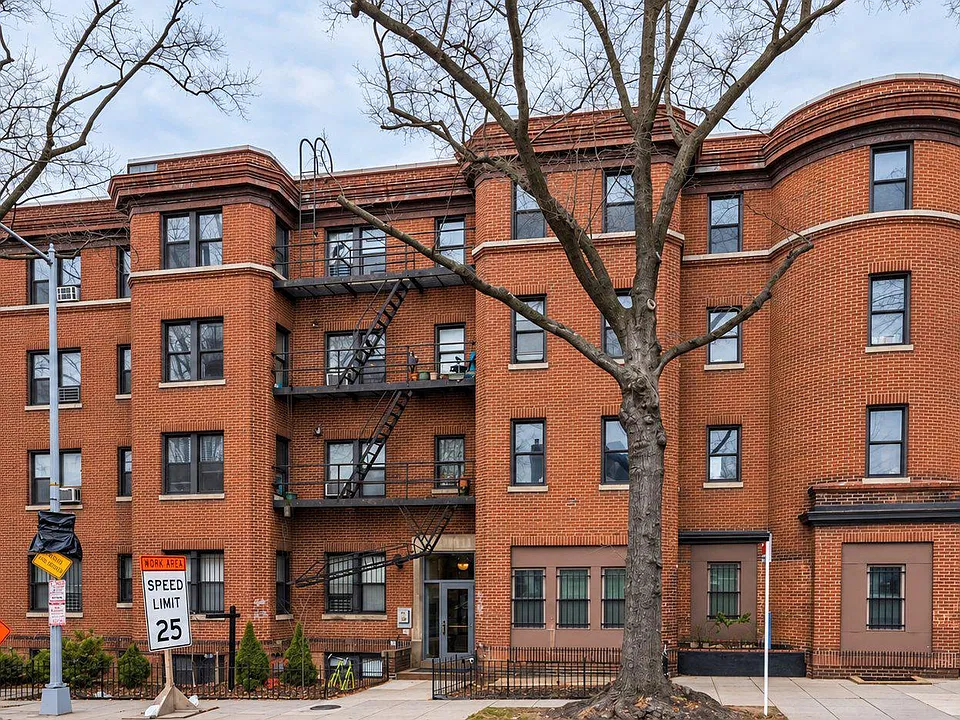 5 Rhode Island Ave NW #403