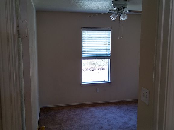 5th image of 164 Blackbear Ln #1