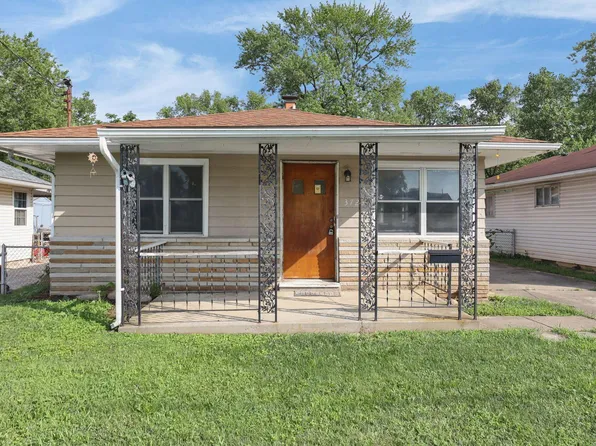 3723 Harding Dr, Columbus, OH 43228