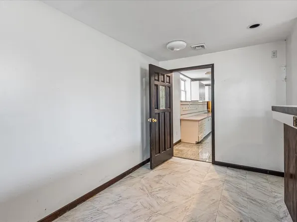 87-02 188th Street image 14 of 28