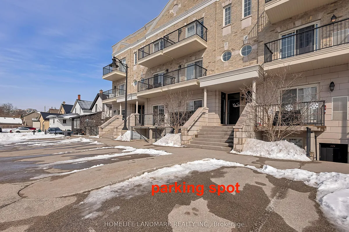 Building Photo - 133 Park St #304