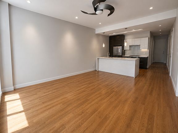 5th image of 2-17 51st Ave #314