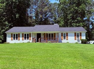 88 Hollyberry Ct, Dallas, GA 30157