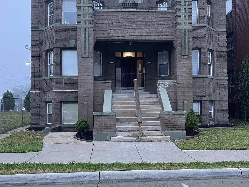 Edsel Ford Apartments