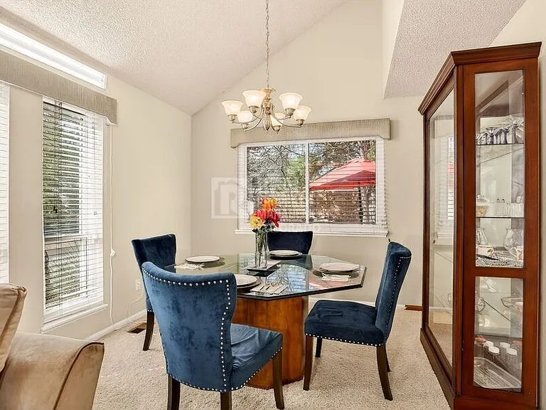 11185 E Linvale Dr — Photo 8