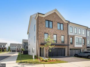 641 Bowfin Dr, Woodbridge, VA 22191
