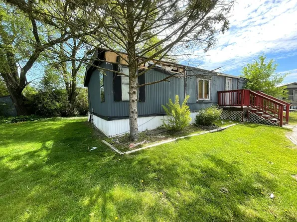 140 Brenta Ct, Lynwood, IL 60411