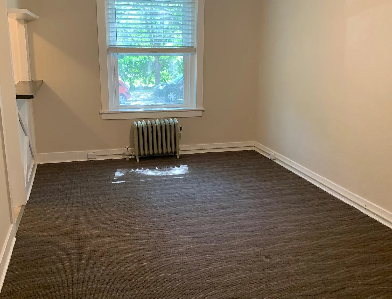 Studio, $825 — Photo 2