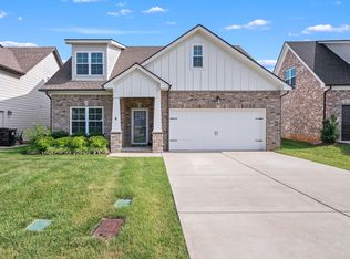 319 Edna May Dr, Murfreesboro, TN 37128