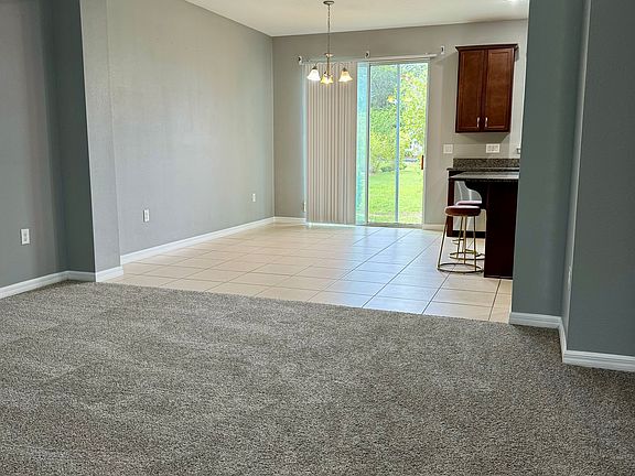 5th image of 3745 Brighton Park Cir