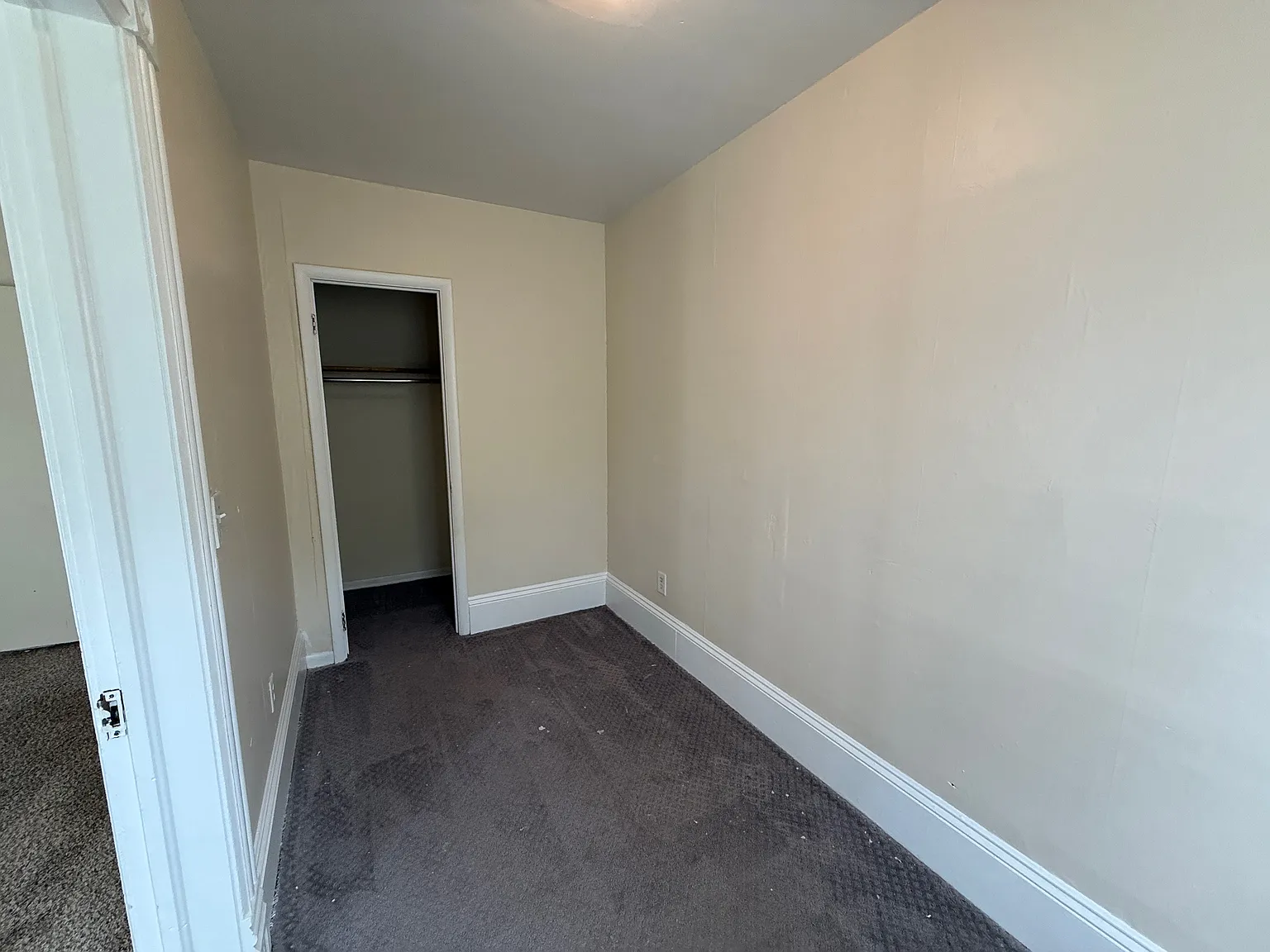 1 bed, $810 — Photo 2