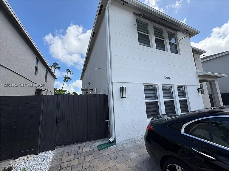 12948 SW 265th Ter #STUDIO — Photo 3