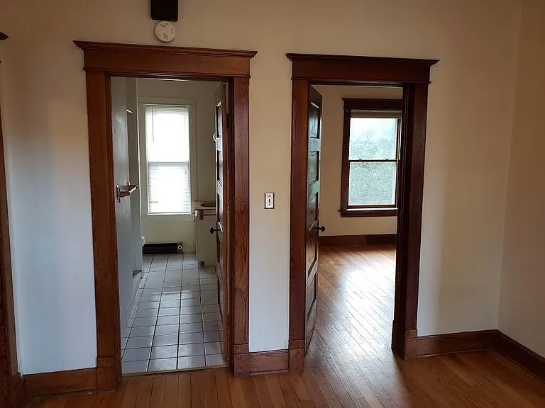 219 W 3rd St #2 — Photo 12