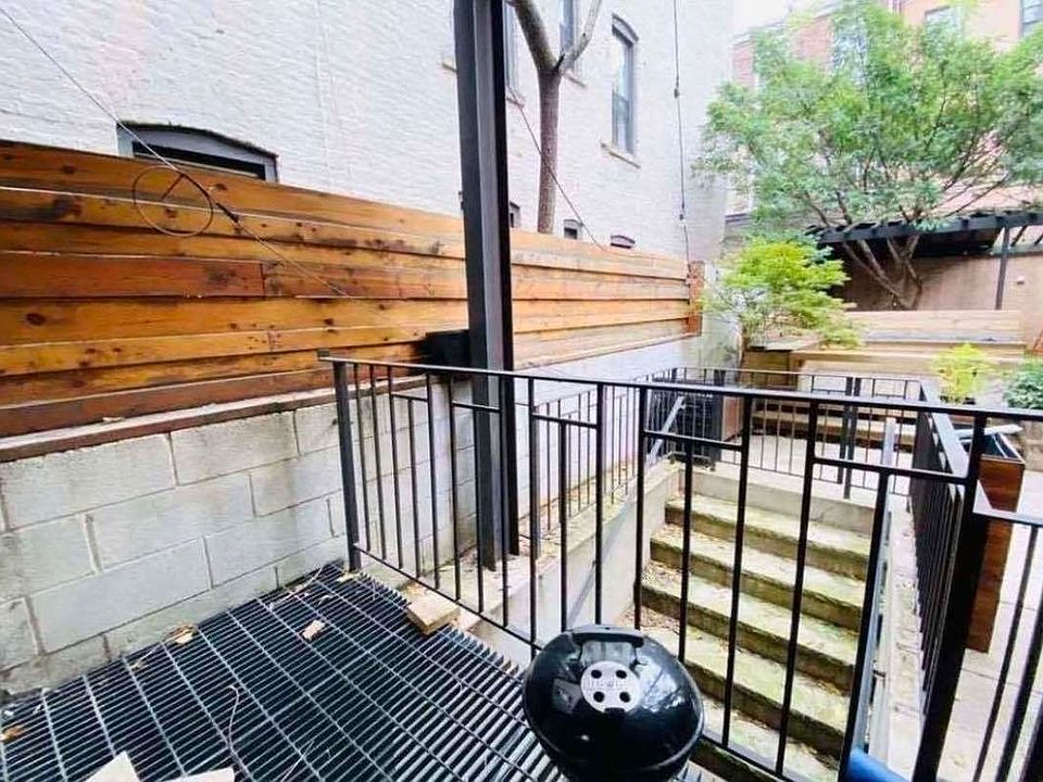 1st image of 130 N 1st St #22