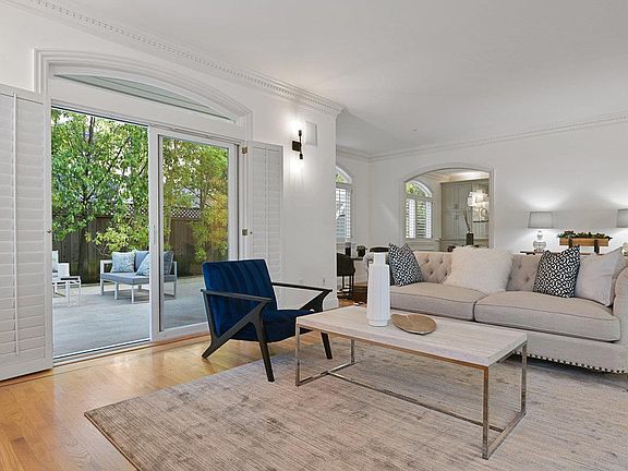 5th image of 1520 Floribunda Ave APT 101