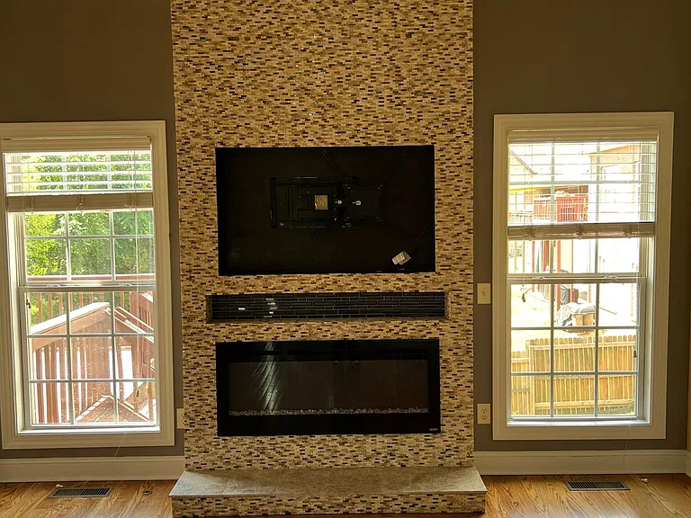109 Fieldcrest Cir — Photo 26