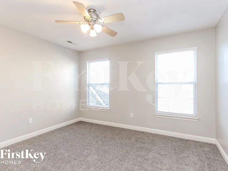 1301 Old Heritage Pl — Photo 13