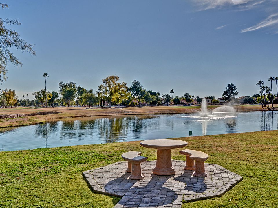 1st image of 7401 W Arrowhead Clubhouse Dr Unit 1032